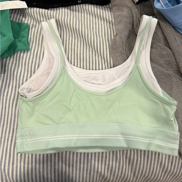 Alo Airbrush Better Together Bra - Picture 3 of 6